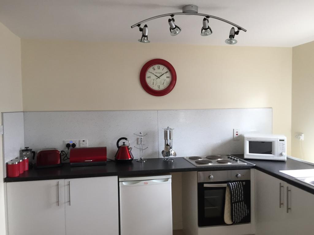 3 Varis Apartments Форес Екстериор снимка