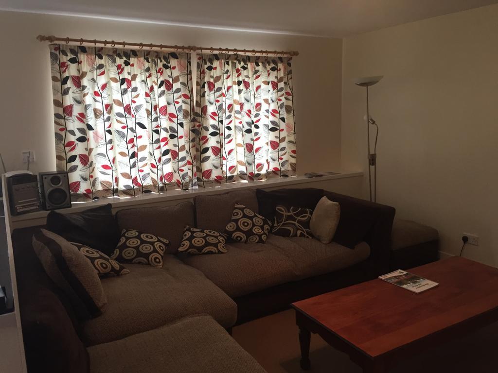 3 Varis Apartments Форес Екстериор снимка