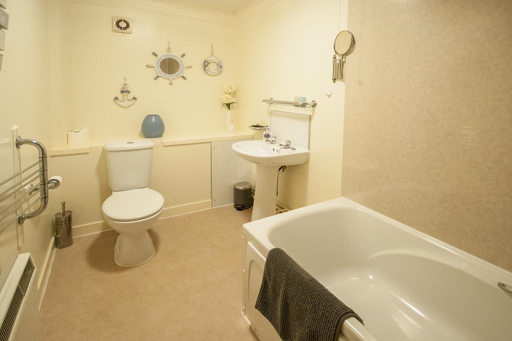 3 Varis Apartments Форес Екстериор снимка
